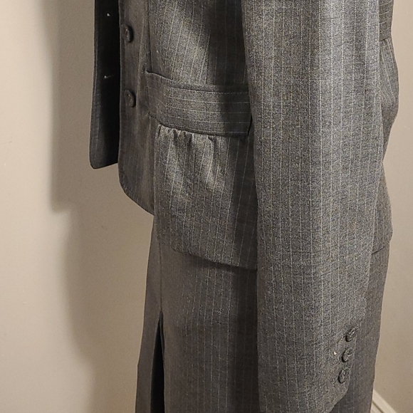 RW & Company pinstriped wool blend skirt suit - Picture 10 of 13